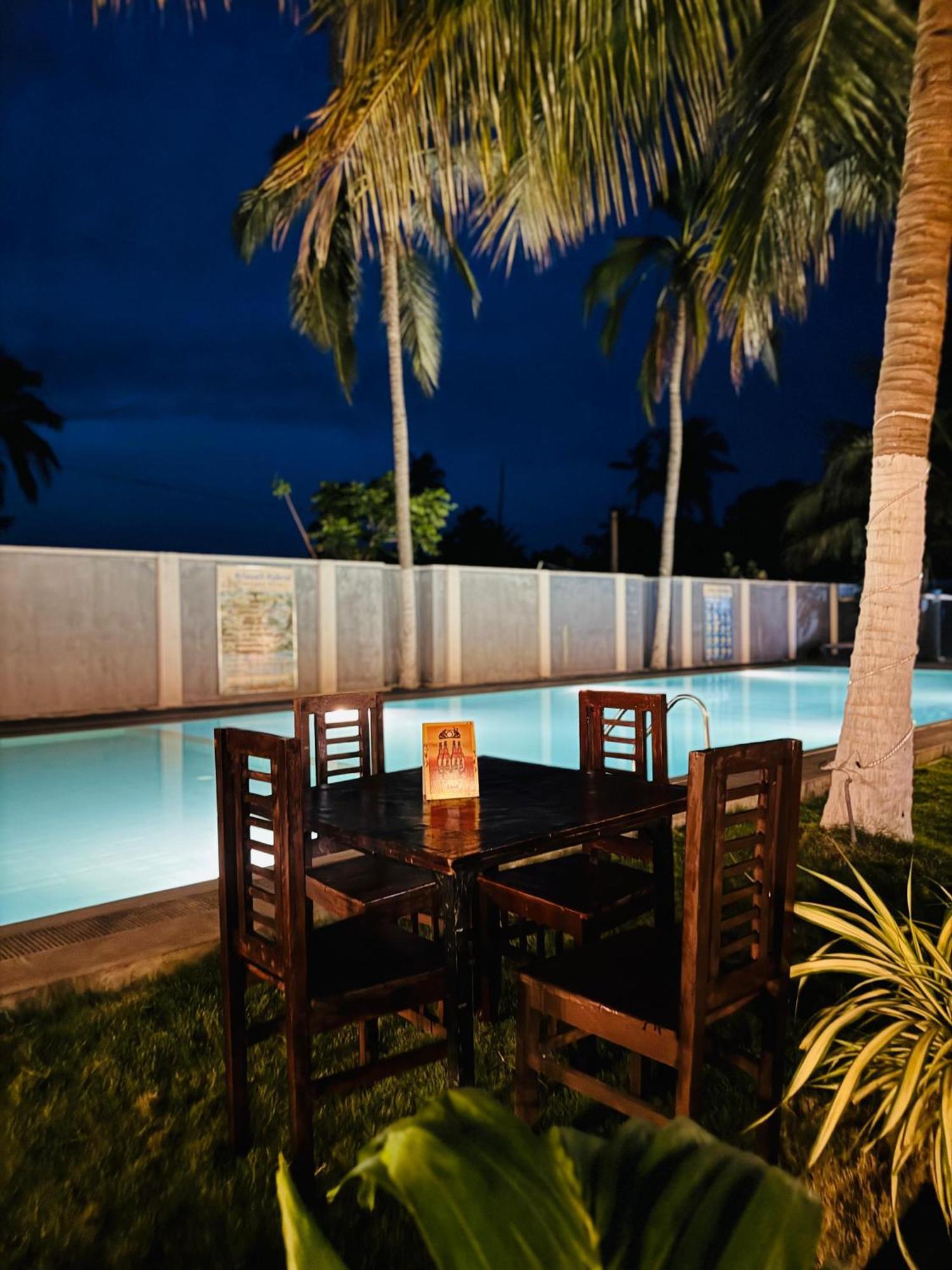 Nilaveli Hybrid Holiday Hotel Exterior photo